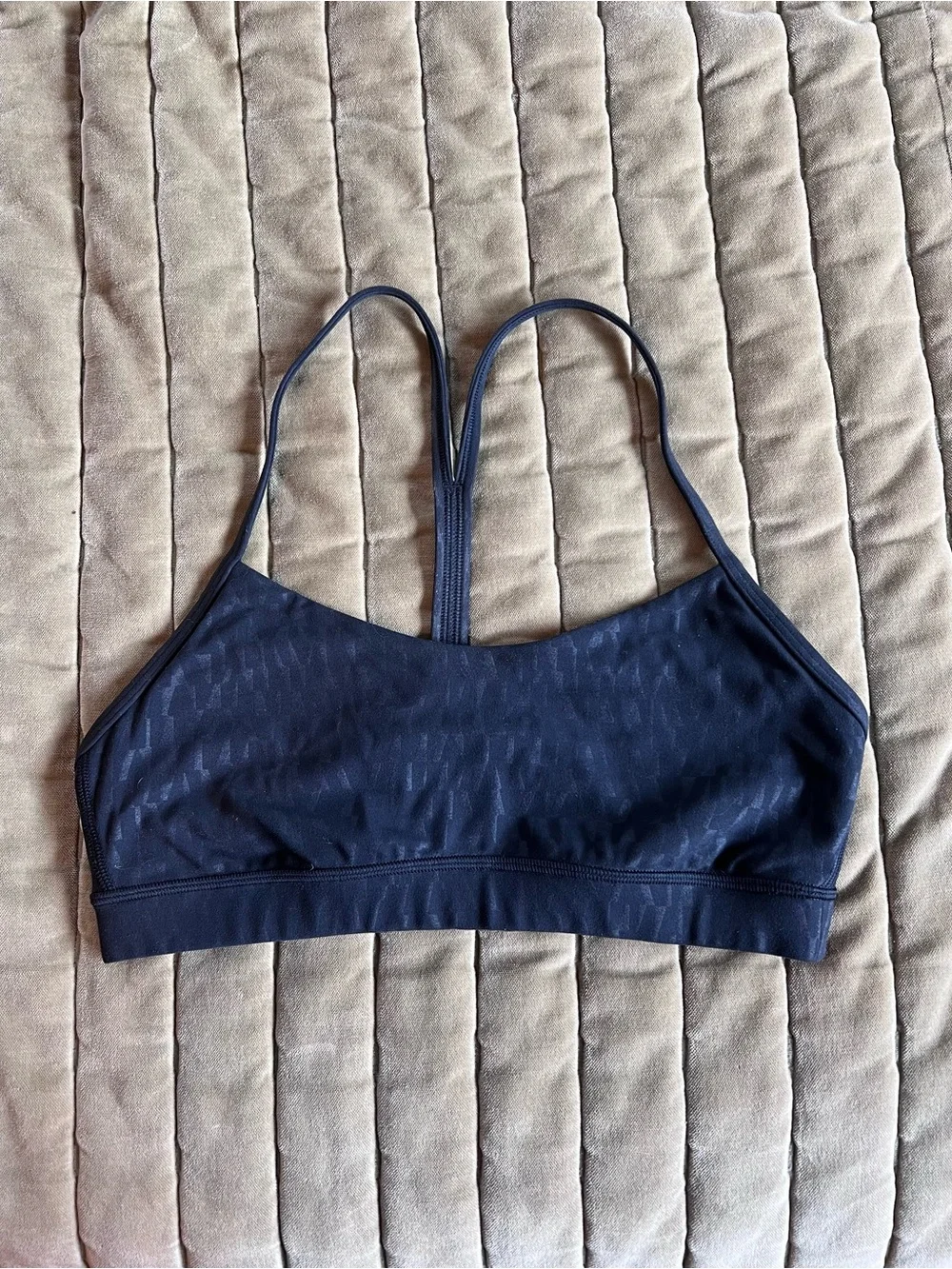 Lululemon Women’s Flow Y Bra Nulu Light Support Size 8